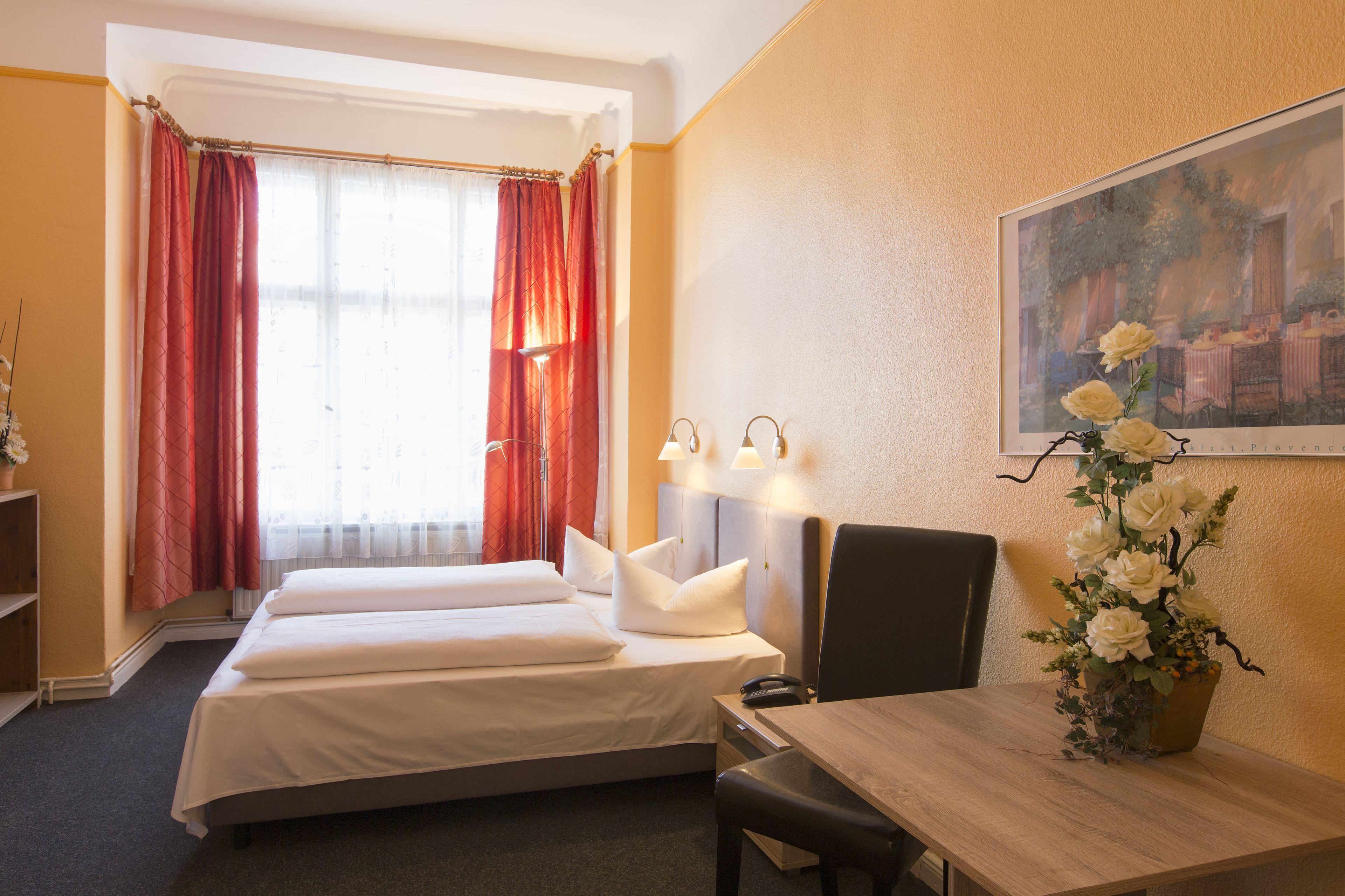 Hotel Am Hermannplatz — Photos 2